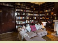 A relaxed Hallidays family reading room